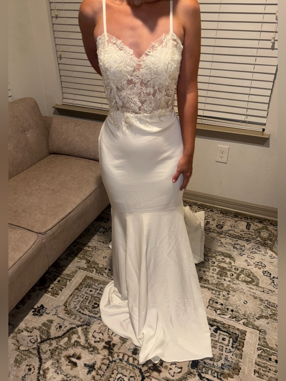 Clelia’s Bridal Wedding Off-White Dress